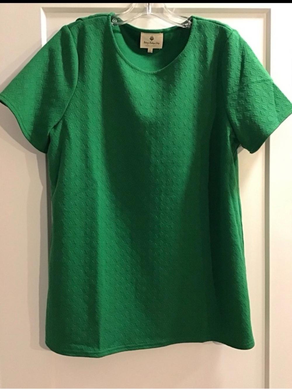 Betsey's Boutique Shop green top blouse size large